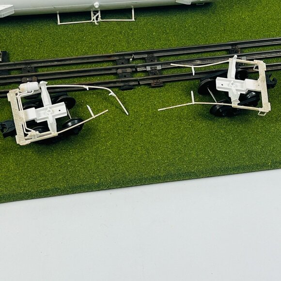 Vintage Western Maryland Train Set With Hopper & Tank Cars HO Scale Model Railro - Picture 9 of 9